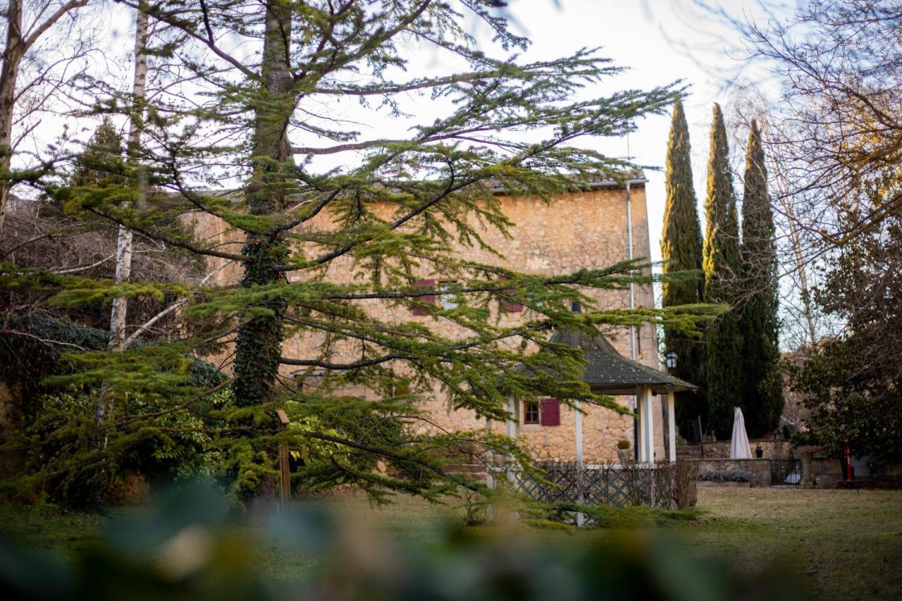 مبيت وإفطار Le Vieux Moulin De Jouques المظهر الخارجي الصورة