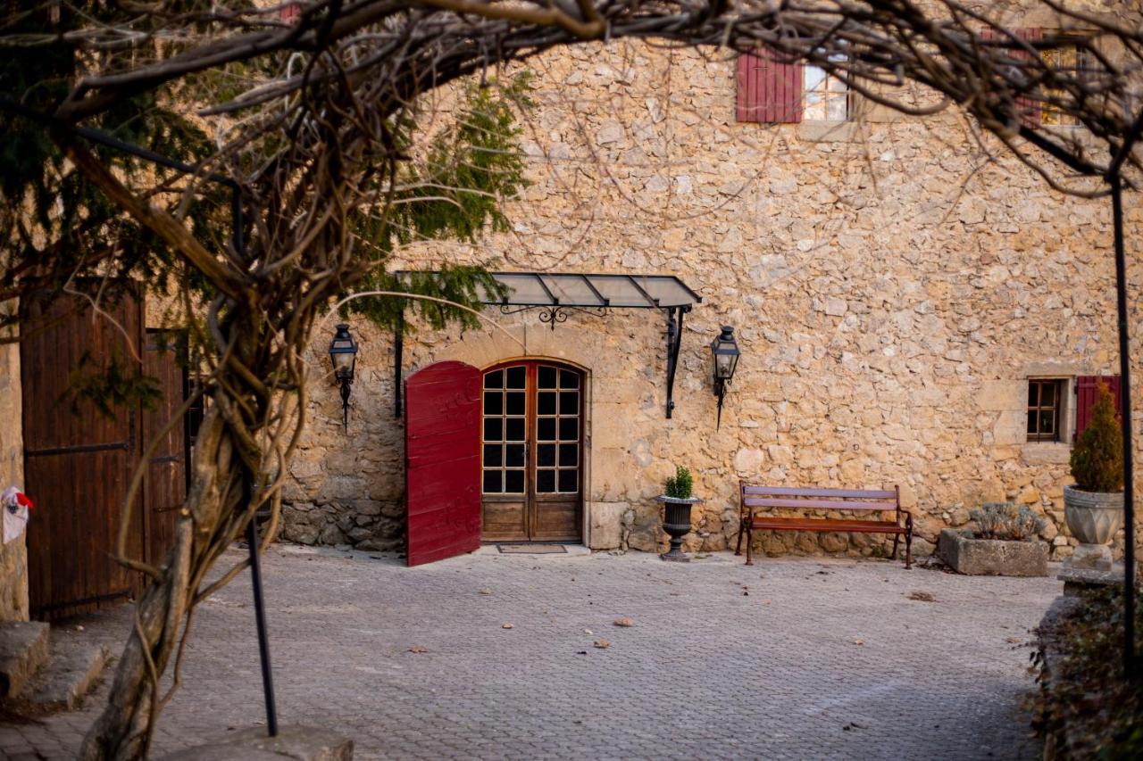 مبيت وإفطار Le Vieux Moulin De Jouques المظهر الخارجي الصورة