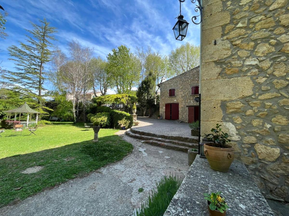 مبيت وإفطار Le Vieux Moulin De Jouques المظهر الخارجي الصورة