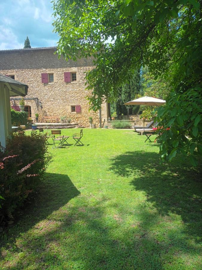 مبيت وإفطار Le Vieux Moulin De Jouques المظهر الخارجي الصورة
