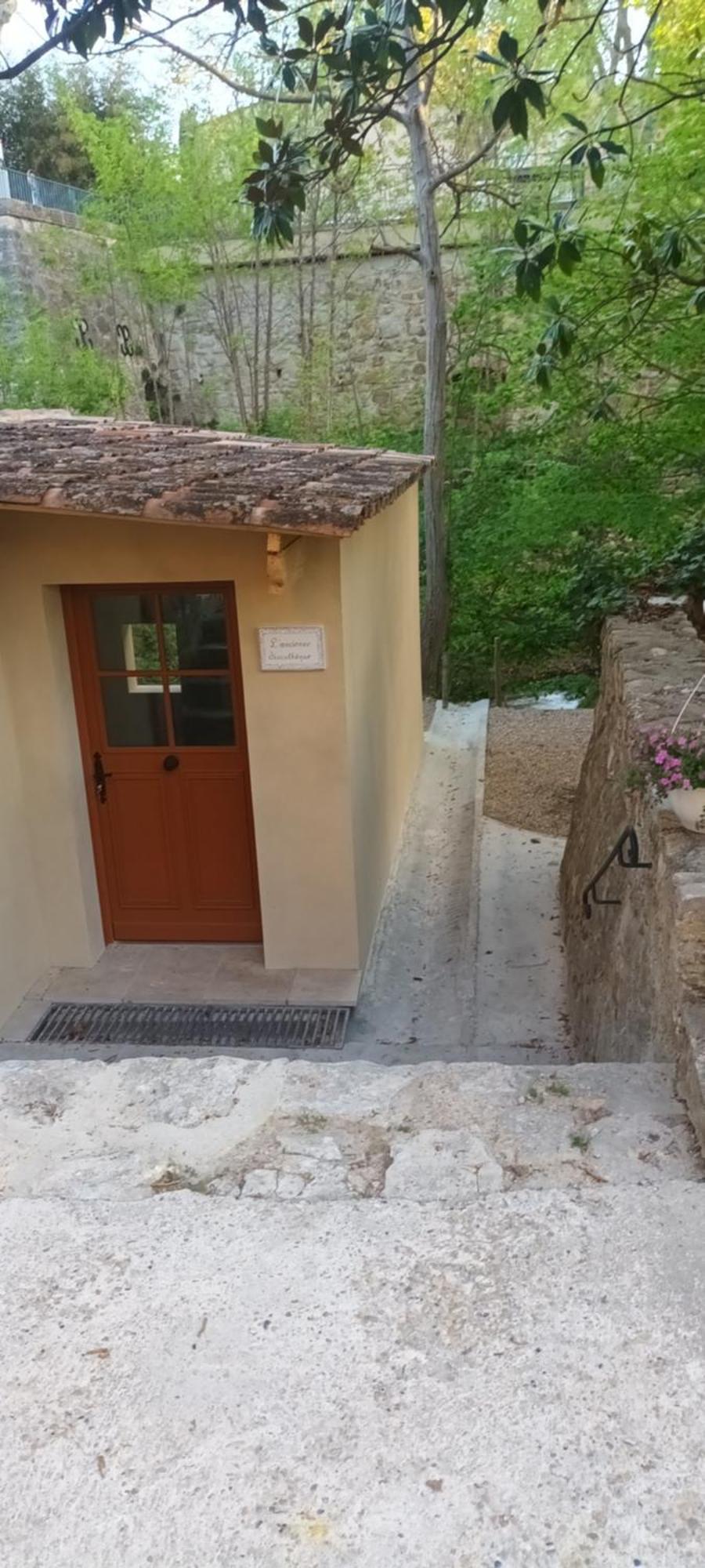 مبيت وإفطار Le Vieux Moulin De Jouques المظهر الخارجي الصورة
