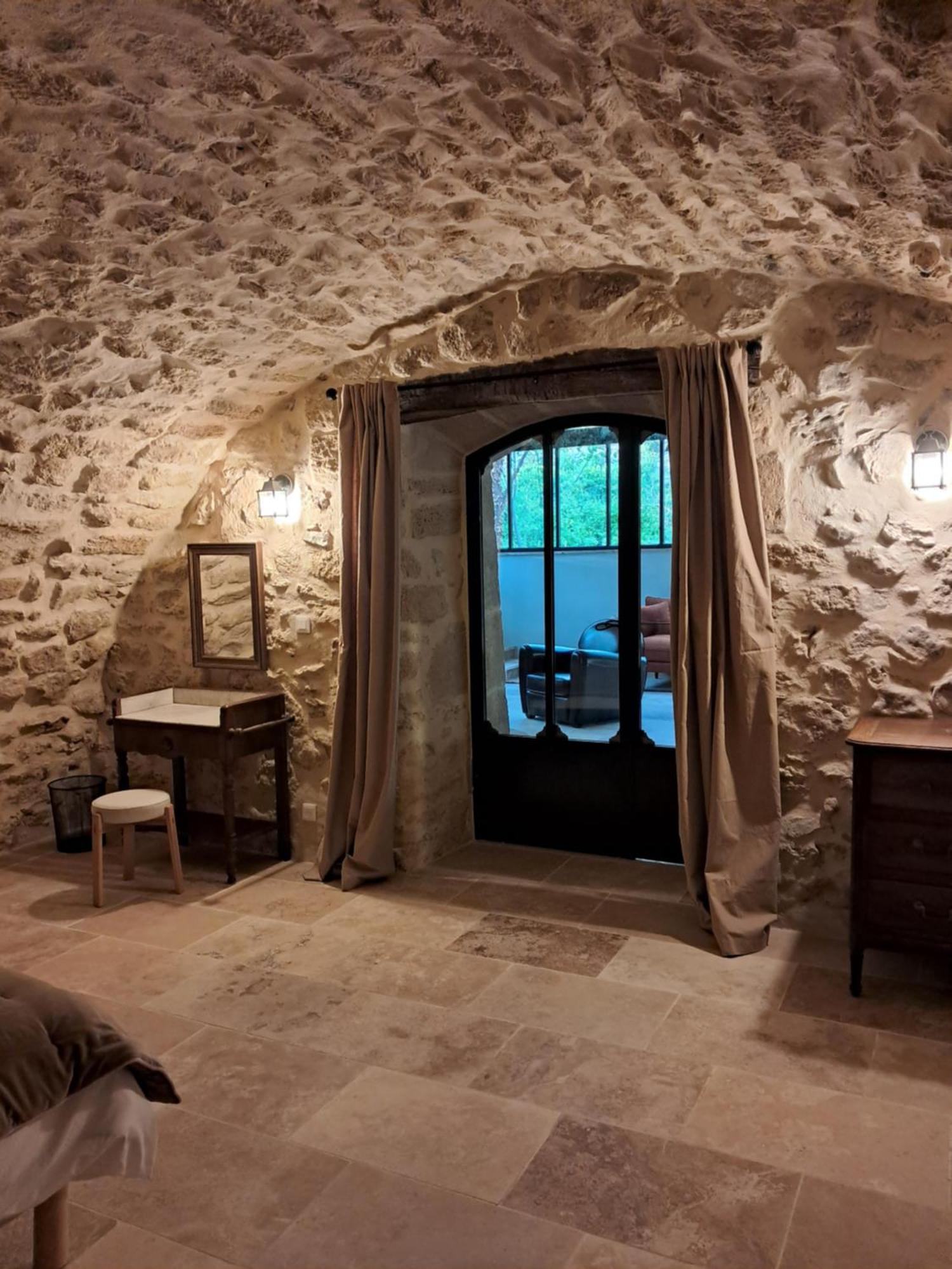 مبيت وإفطار Le Vieux Moulin De Jouques المظهر الخارجي الصورة