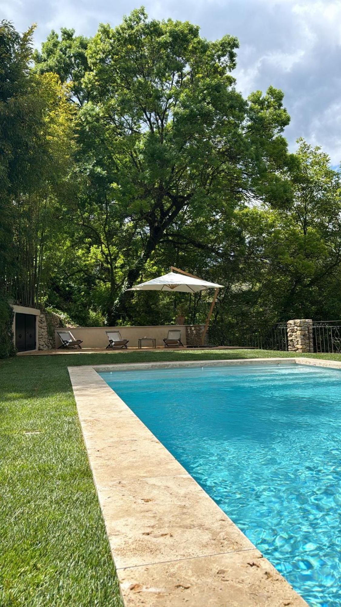 مبيت وإفطار Le Vieux Moulin De Jouques المظهر الخارجي الصورة